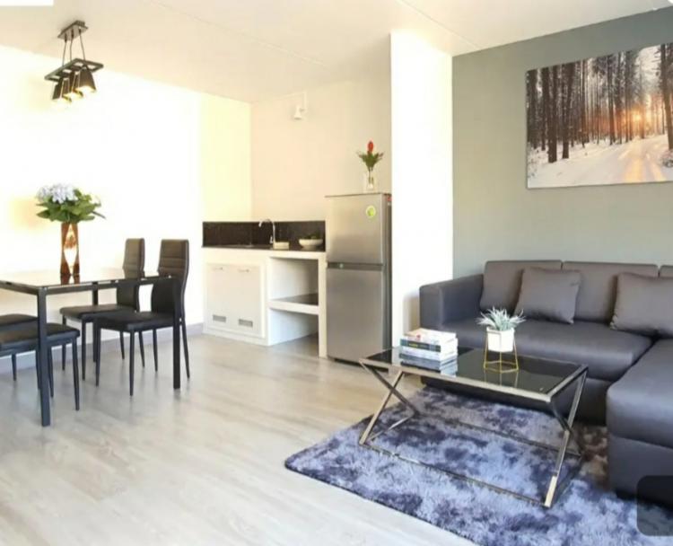 ให้เช่าห้อง 
 ห้องขนาดกลางด้านใน อาคาร C9 ชั้น 14